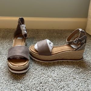 Dolce Vita Taupe Sandals